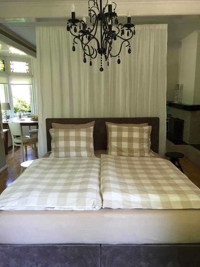 Bed And Breakfast "Kasteelzicht" Vaassen Esterno foto
