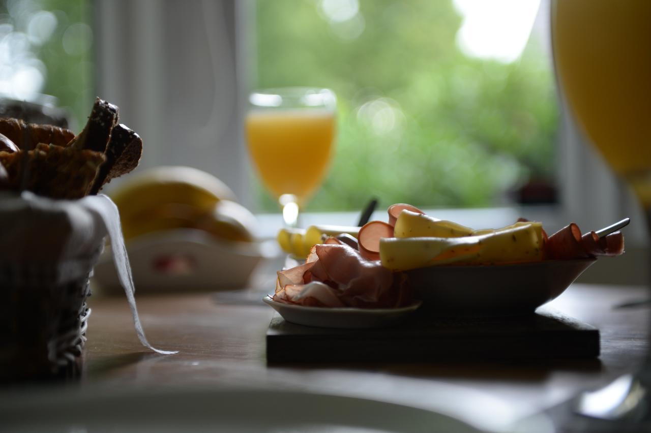 Bed And Breakfast "Kasteelzicht" Vaassen Esterno foto