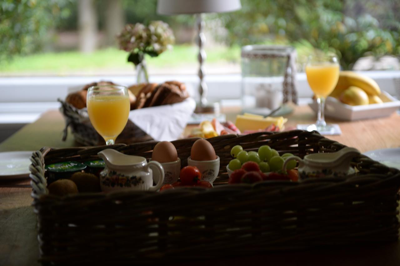 Bed And Breakfast "Kasteelzicht" Vaassen Esterno foto